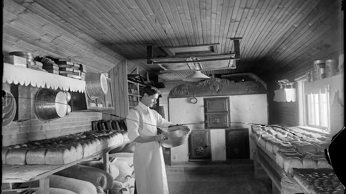 Williams Village Bakery Shop – bakery in Wool, Wareham